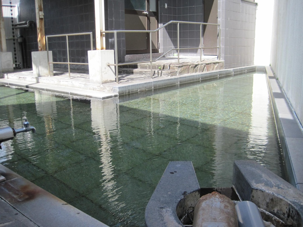 いんない余温泉