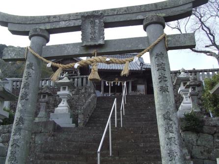横津神社3