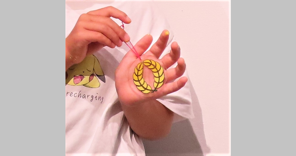 由学館ワークショップ「プラ板で家紋を作ろう」