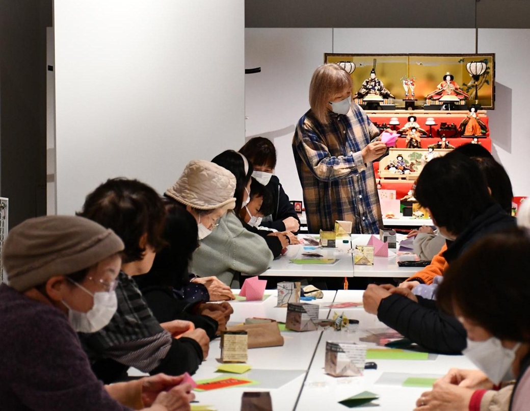 由学館ワークショップ「大人のための おりがみ教室」【無料・要申込】