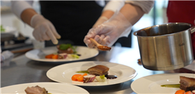 過去のレストランの料理